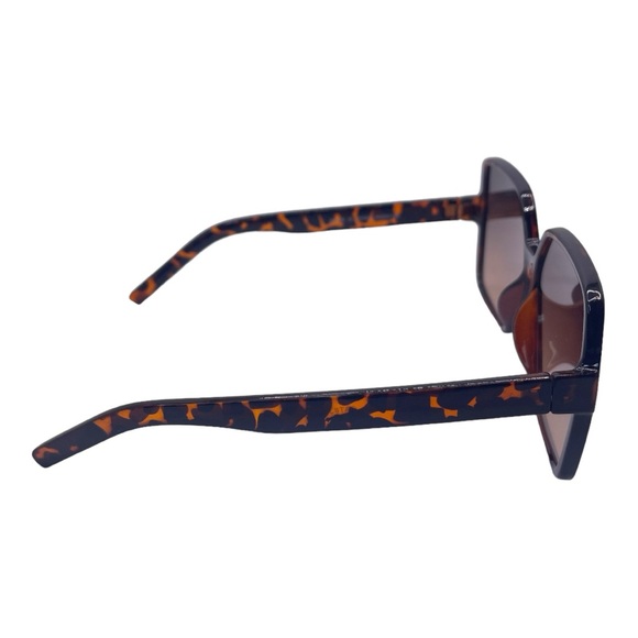 Super Cute Oversized Square Tortoise Shell Sunglasses - Picture 2 of 7